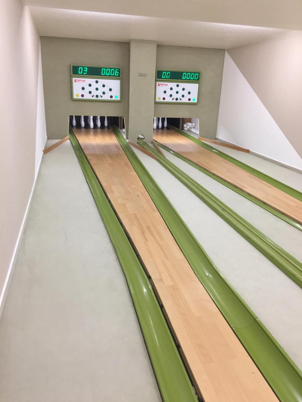哈兹瓦尔德芮莱克斯酒店 布劳恩拉格 外观 照片
